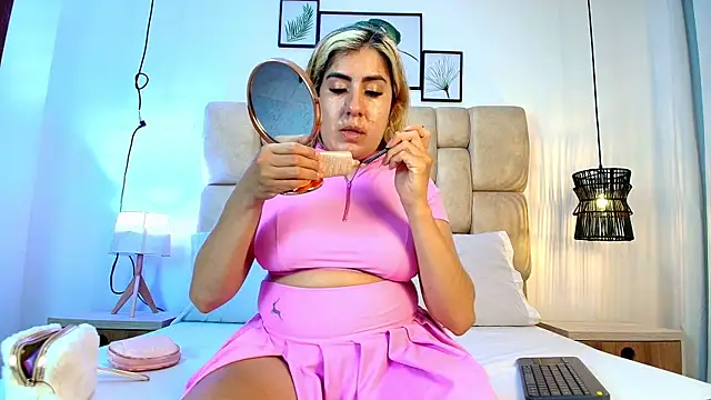 AdharaSmithh online show from 11-15-25, 07:29