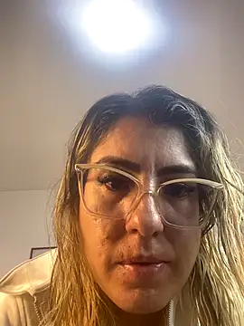 AdharaSmithh online show from 09-20-25, 09:42