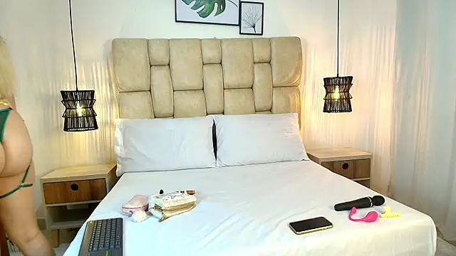 AdharaSmithh online show from 01-14-26, 07:17