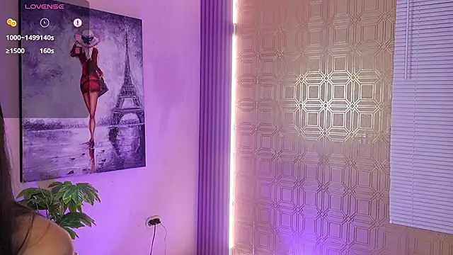 Bella19  online show from 11-28-25, 09:59