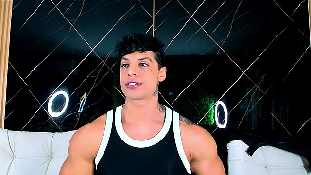 Owen Muzcle online show from 01-11-26, 01:34