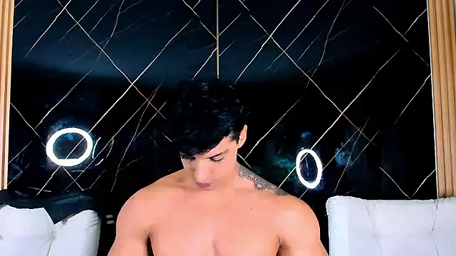 Owen Muzcle online show from 01-07-26, 02:22