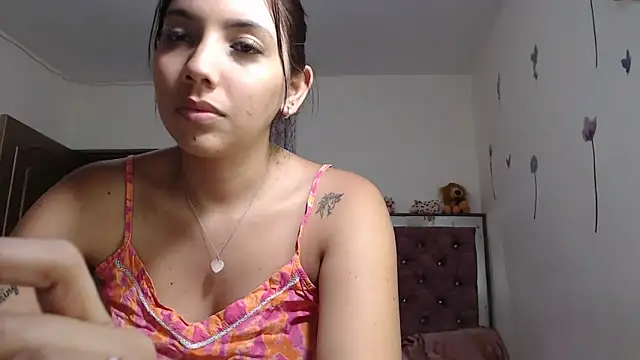 Snapshot of jaky_reyes chatting on 02-20-25, 01:57 jaky reyes online show from 02-20-25, 01:57