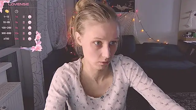 KatiKate online show from 02-15-25, 08:34