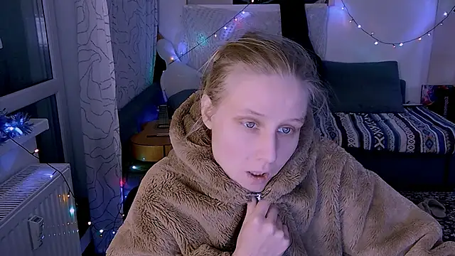 KatiKate online show from 02-03-25, 04:52