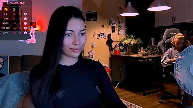 KatiKate online show from 11-07-25, 03:49