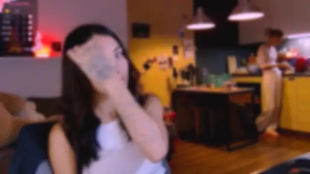 KatiKate online show from 10-11-25, 06:53