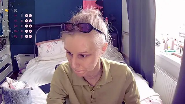 KatiKate online show from 05-12-26, 11:38