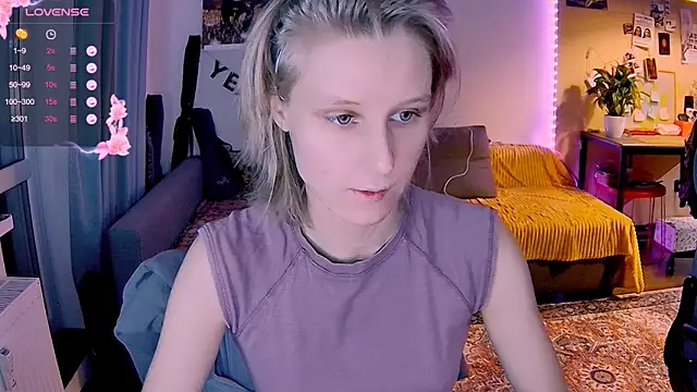 KatiKate online show from 11-28-25, 04:07