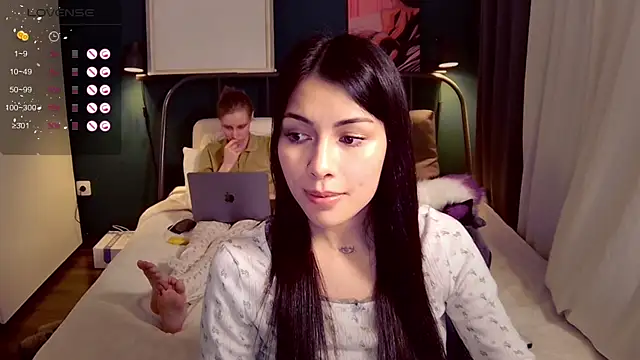 KatiKate online show from 04-20-26, 05:58