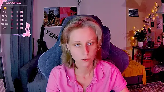 KatiKate online show from 11-27-25, 03:45