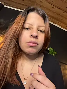 Snapshot of ShyVibes_ chatting on 10-28-25, 07:35 ShyVibes  online show from 10-28-25, 07:35