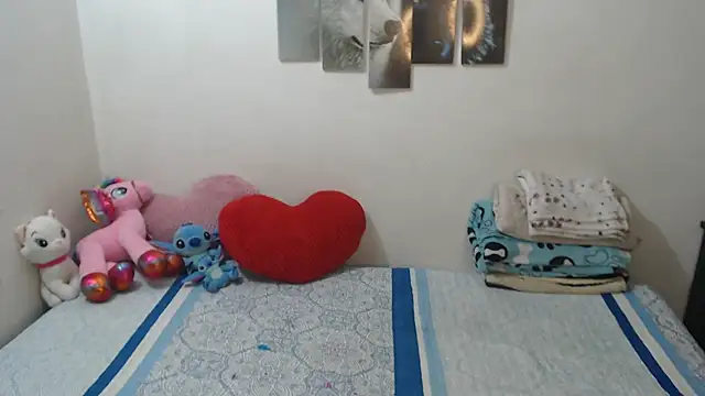 Pocahontas Princess  online show from 09-18-25, 01:58