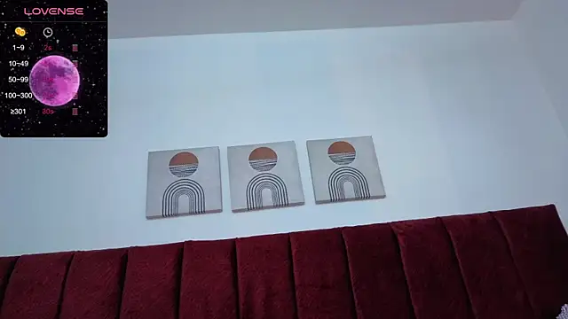 selena castillo online show from 11-11-25, 12:00