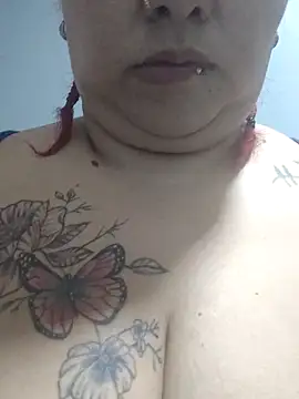 selena castillo online show from 11-02-25, 01:38