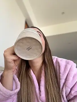 SophieRaily  online show from 11-19-25, 08:09