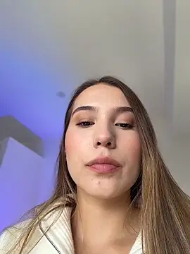 SophieRaily  online show from 11-10-25, 06:02