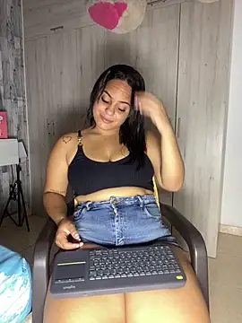 Violetrousse online show from 04-10-26, 07:43