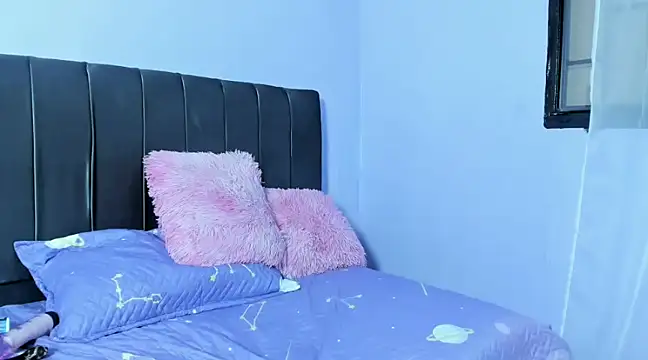 Snapshot of maite_horny chatting on 01-09-25, 09:37 maite horny online show from 01-09-25, 09:37