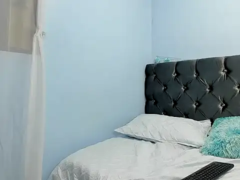 Snapshot of maite_horny chatting on 12-17-24, 12:01 maite horny online show from 12-17-24, 12:01