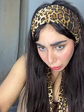 Meryem Queen online show from 04-22-26, 10:27