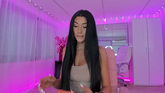 missdiamond  online show from 04-30-26, 07:48