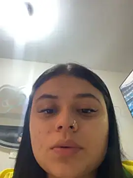 Snapshot of alissonfernandez_ chatting on 06-24-26, 09:34 alissonfernandez online show from 06-24-26, 09:34