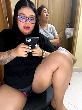 alissonfernandez  online show from 11-15-25, 09:52