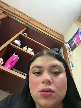 alissonfernandez  online show from 04-02-26, 11:06