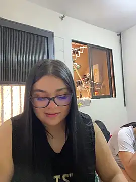 Snapshot of alissonfernandez_ chatting on 06-26-26, 07:31 alissonfernandez online show from 06-26-26, 07:31