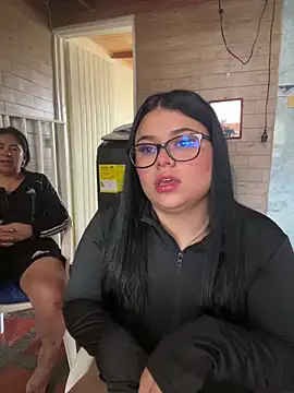 alissonfernandez  online show from 10-08-25, 01:01