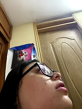 alissonfernandez  online show from 11-30-25, 09:37