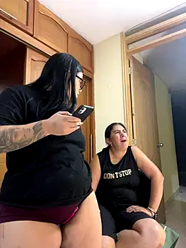 alissonfernandez  online show from 10-16-25, 11:46