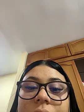 alissonfernandez  online show from 10-21-25, 03:33