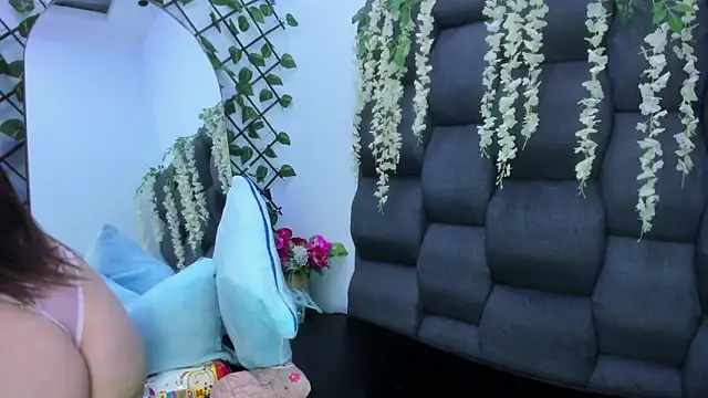 SophiaButt  online show from 11-02-25, 02:49