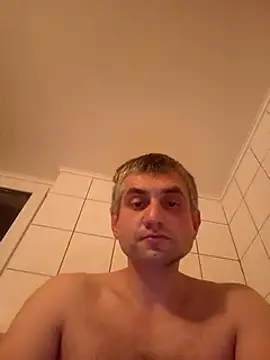 Snapshot of Gotowy40 chatting on 10-26-25, 01:17 Gotowy40 online show from 10-26-25, 01:17