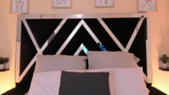 Snapshot of marian_pinzon chatting on 09-25-25, 02:39 marian pinzon online show from 09-25-25, 02:39