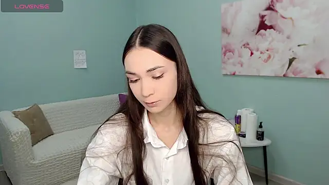 AmyJonas online show from 10-08-25, 04:47