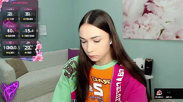 AmyJonas online show from 10-13-25, 03:52