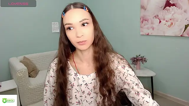 AmyJonas online show from 04-10-26, 04:52