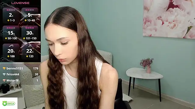 AmyJonas online show from 06-18-26, 09:14