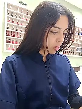 Snapshot of isabella048 chatting on 09-26-25, 07:43 isabella048 online show from 09-26-25, 07:43