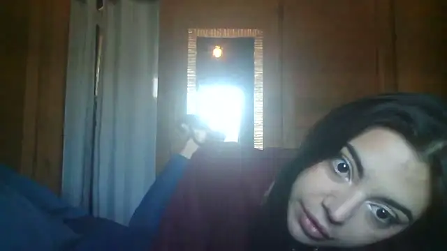 Snapshot of isabella048 chatting on 09-14-25, 03:23 isabella048 online show from 09-14-25, 03:23
