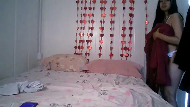 Snapshot of isabella048 chatting on 09-20-25, 07:41 isabella048 online show from 09-20-25, 07:41