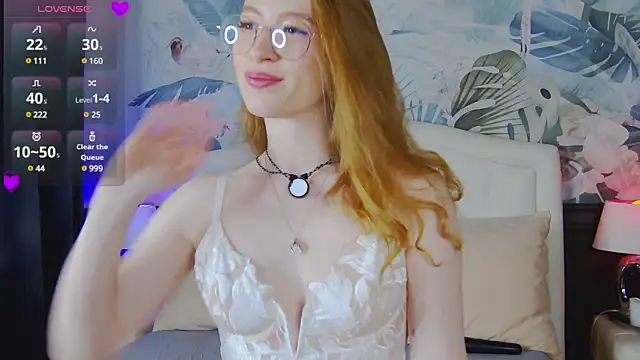 Snapshot of _AngelMoon_ chatting on 03-13-25, 07:42  AngelMoon  online show from 03-13-25, 07:42
