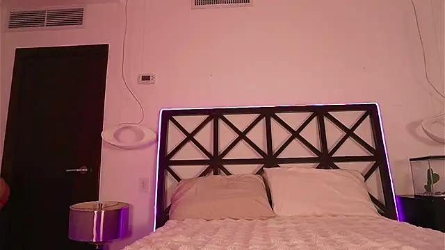 LunaMystyque online show from 11-11-25, 08:14