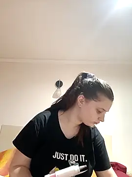 kila lo online show from 03-16-25, 04:12