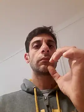 Snapshot of MrTamburine22 chatting on 03-12-25, 03:29 MrTamburine22 online show from 03-12-25, 03:29