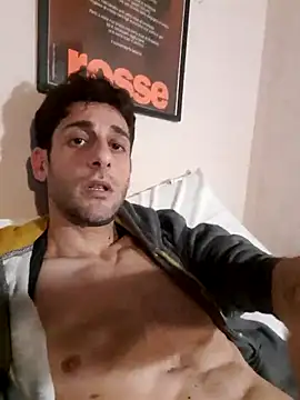 Snapshot of MrTamburine22 chatting on 03-17-25, 02:45 MrTamburine22 online show from 03-17-25, 02:45