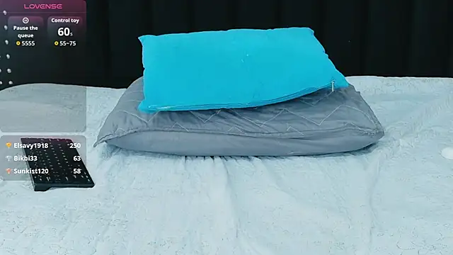 hornybarelylegalgirl online show from 03-02-26, 12:22